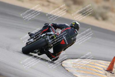 media/Dec-17-2022-SoCal Trackdays (Sat) [[224abd9271]]/Turn 10 Backside (120pm)/